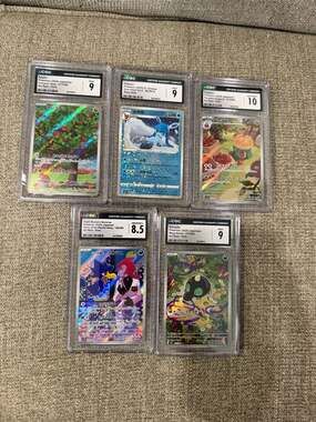 Lot of 5 Pokemon Cards